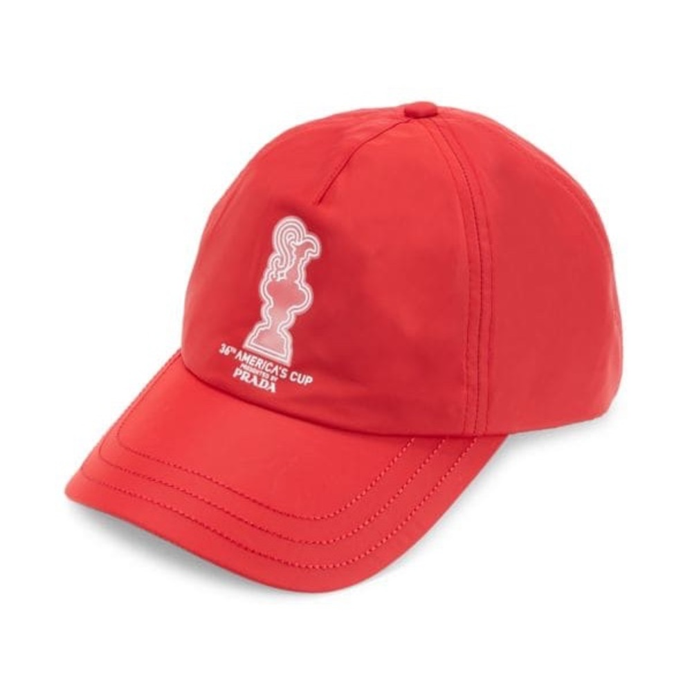 Prada Red Hat